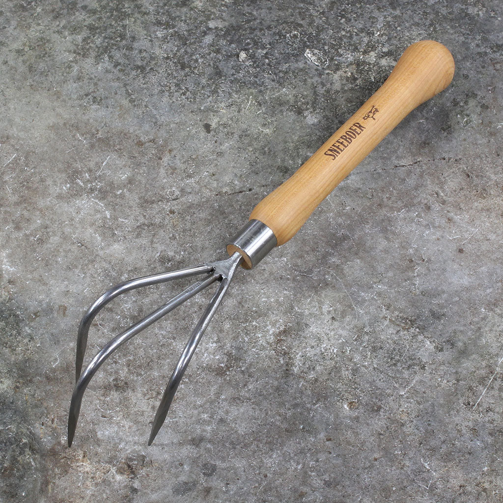 Hand Garden Cultivator Bulb Handle by Sneeboer